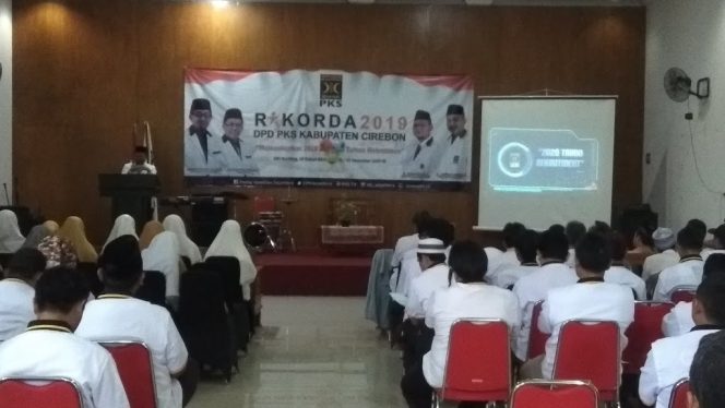
					PKS Targetkan 30.000 Anggota Baru di Tahun 2020