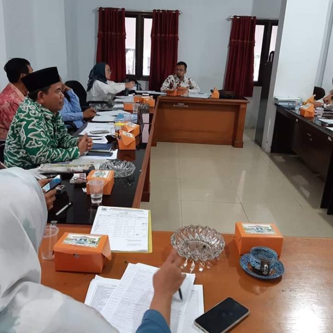 
					Pemda Kabupaten Cirebon Gagal Penuhi Target RLS