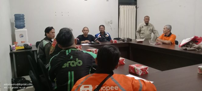 
					Digeruduk Perkumpulan Pengemudi Ojek Online, Nurholis: Siap Kolaborasi!
