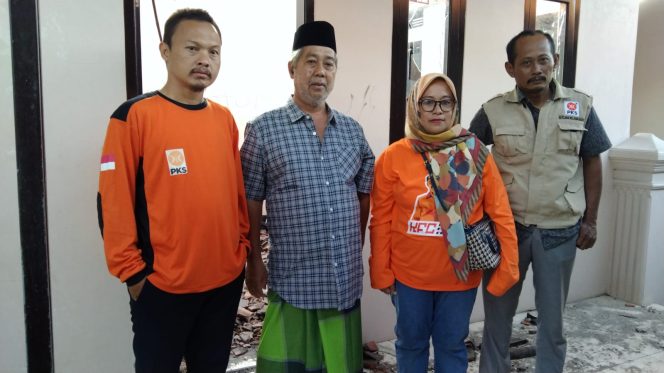 
					PKS Bantu Pemulihan Korban Kebakaran di Astanajapura