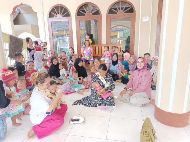 
					Ekawati, Caleg PKS Dapil 2 Kuatkan Posyandu