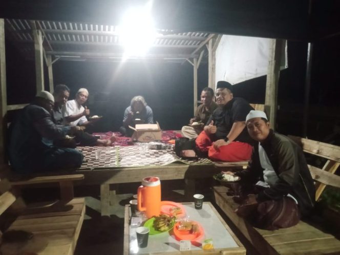 
					Tidak Harus Di Hotel, Pembinaan Anggota PKS Bisa di Kolam Pemancingan