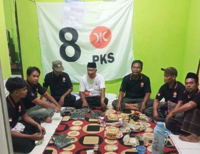 
					Pasukan Elite PKS Lemahabang Siap Bergerak