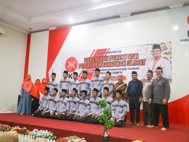 
					Lomba Sholawat 2023 PKS Kabupaten Cirebon: Lantunkan Cinta Terhadap Nabi