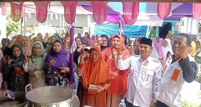 
					PKS Adakan Pelatihan Pembuatan Mpek-Mpek