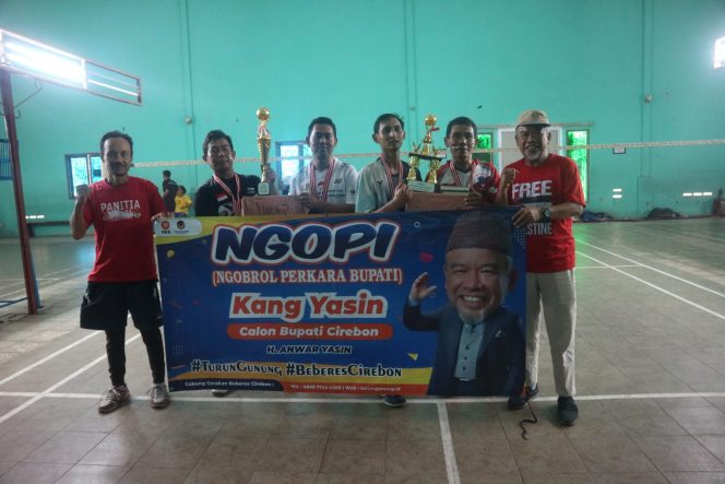 
					Meriahkan HUT RI, Turnamen Badminton Kang Yasin Cup Digelar di Talun
