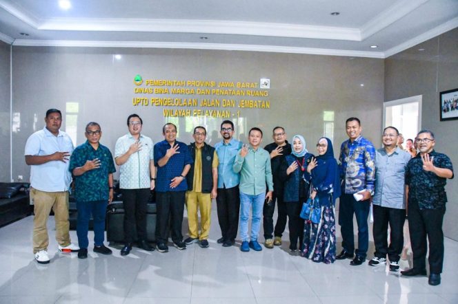 
					Di Sukabumi, Junaedi Desak Pemerintah Percepat Perbaikan Jalan dan Jembatan Terdampak Bencana