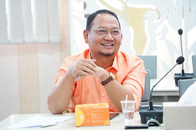 
					Mas Jun pimpin rapat Pansus III DPRD Jabar
Poto: Humas DPRD Jabar.